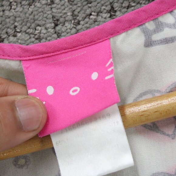 Hello Kitty Scrub Top Womens Medium M Pink All Over Print V Neck Medical Y2k - Picture 5 of 9